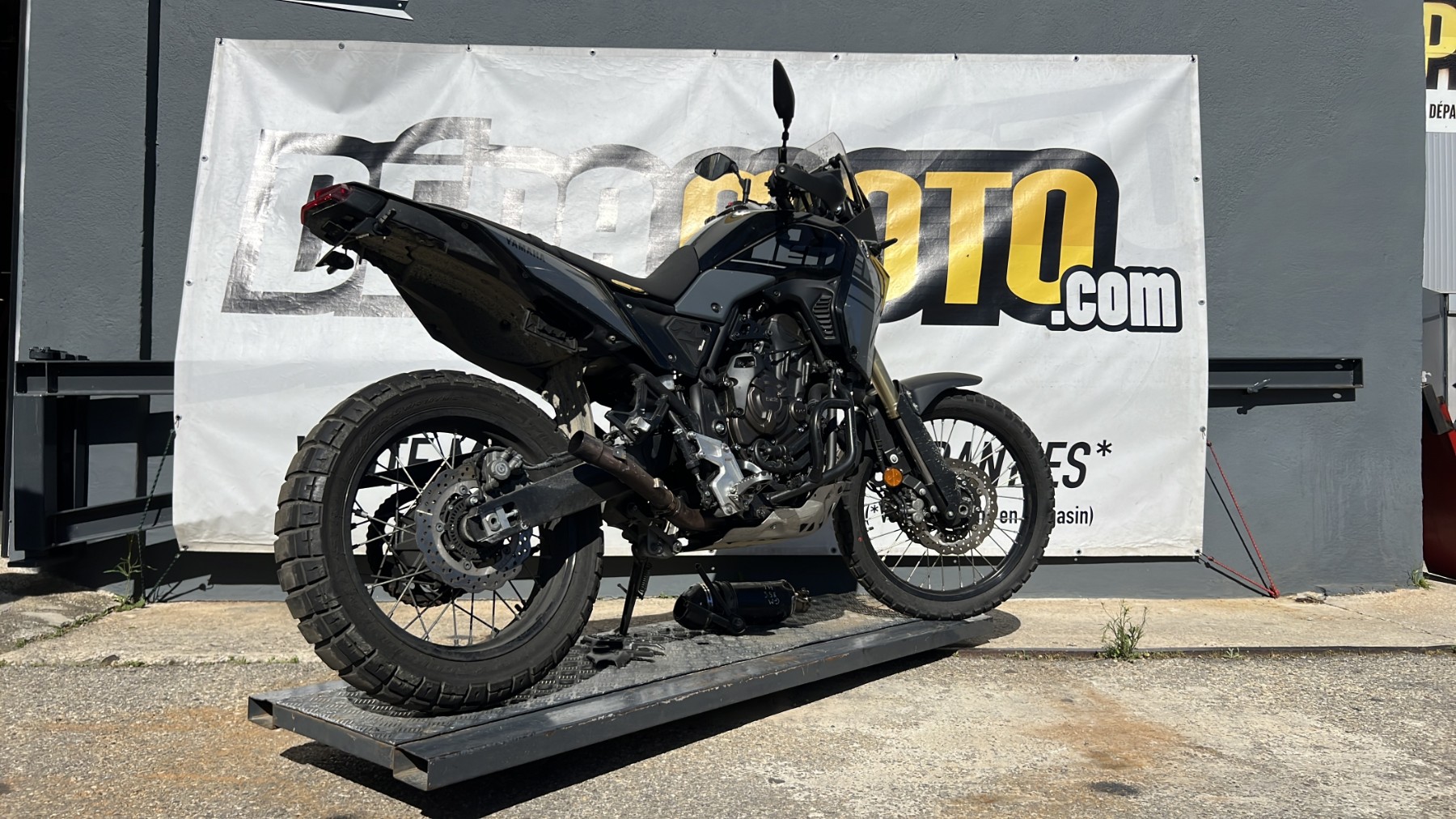 Illustration de YAMAHA TENERE 700