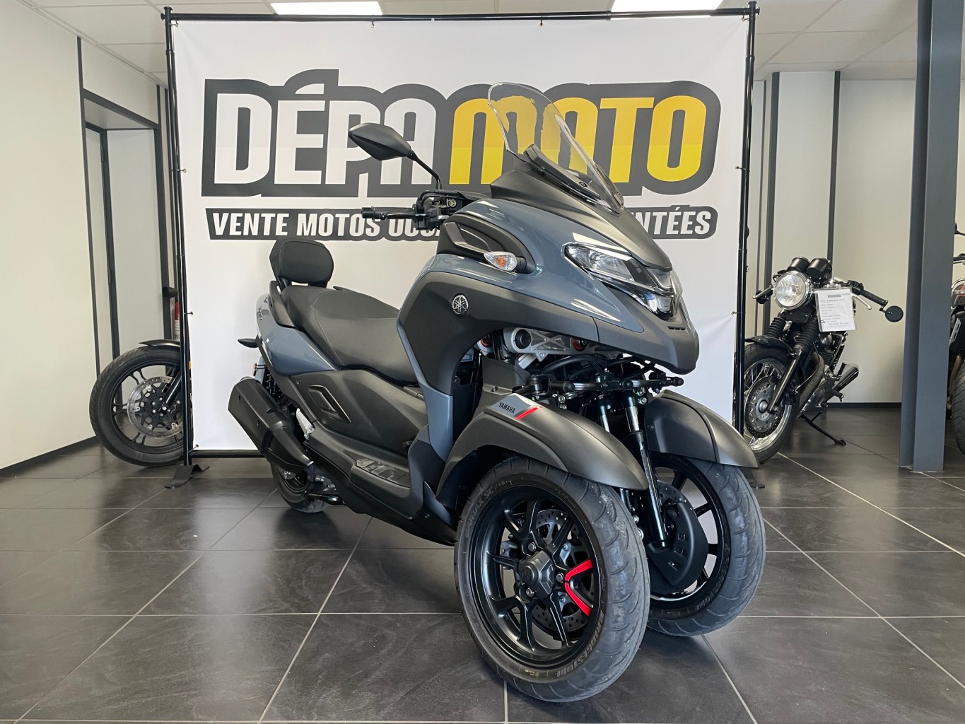 moto d’occasion YAMAHA  TRICITY 300
