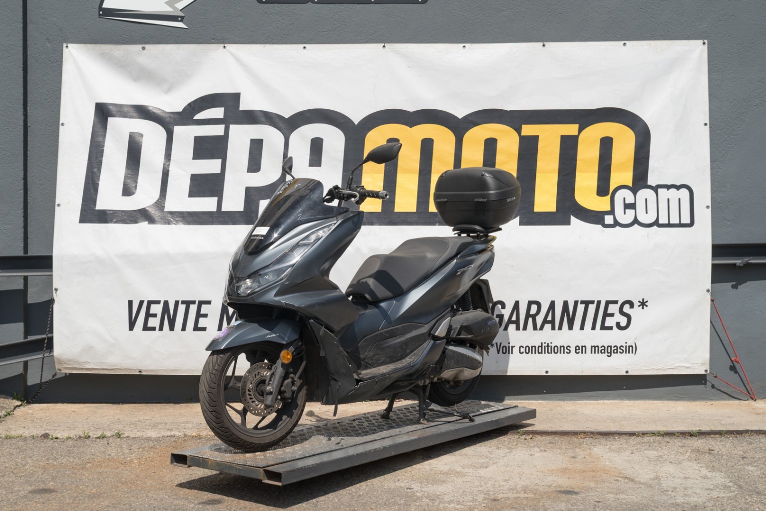 moto accidentée HONDAPCX 125