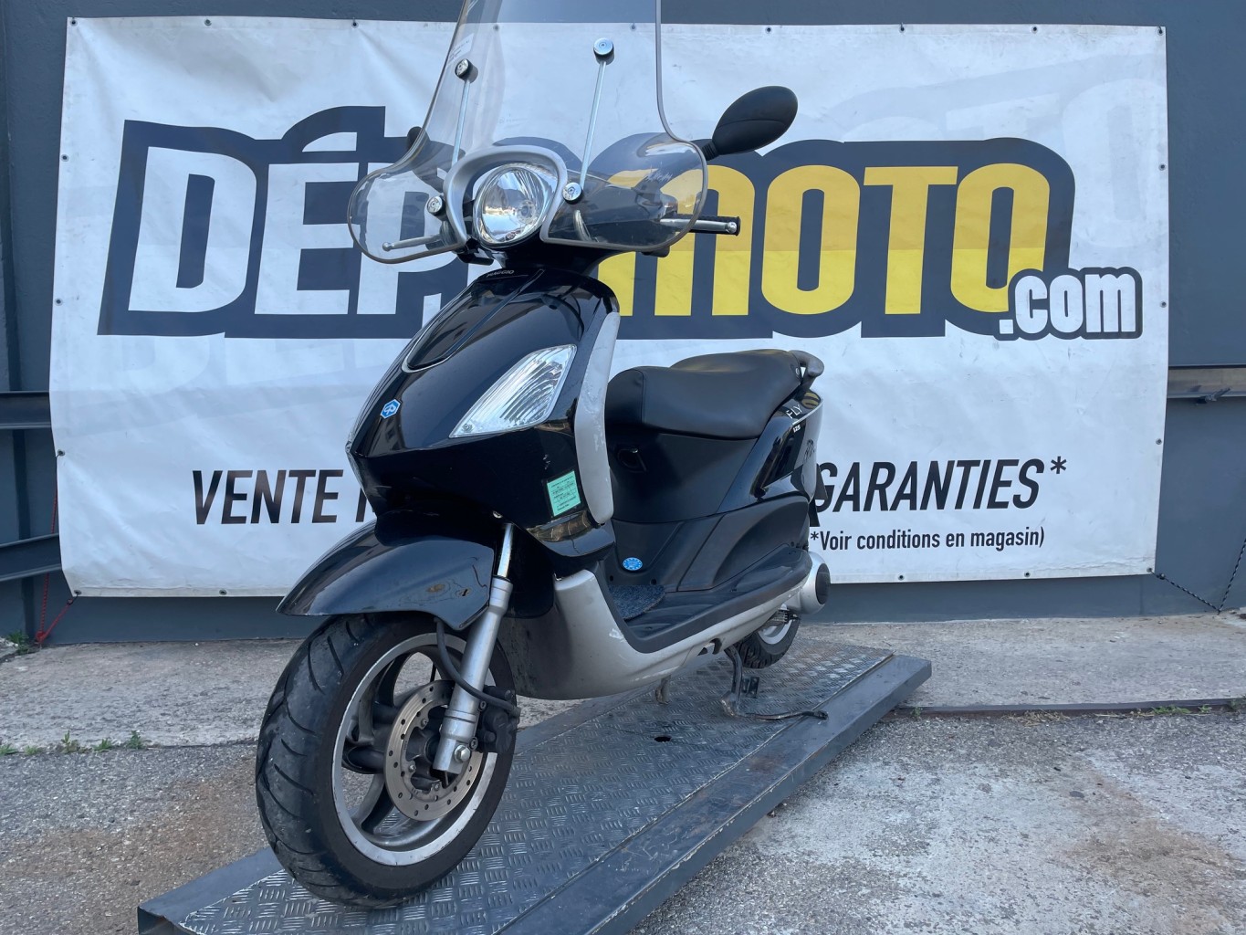 moto accidentée PIAGGIOFLY