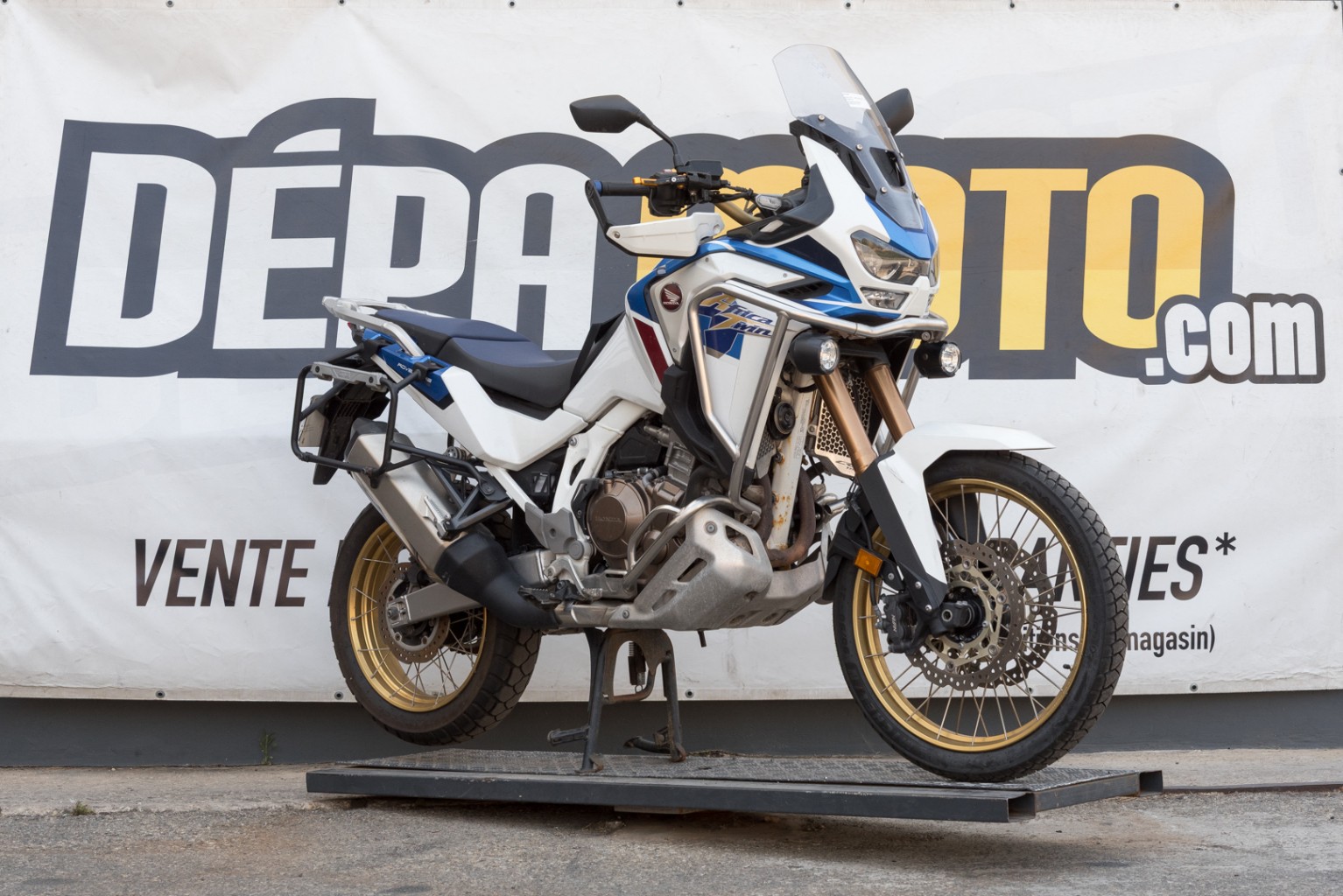 moto accidentée HONDA  AFRICATWIN