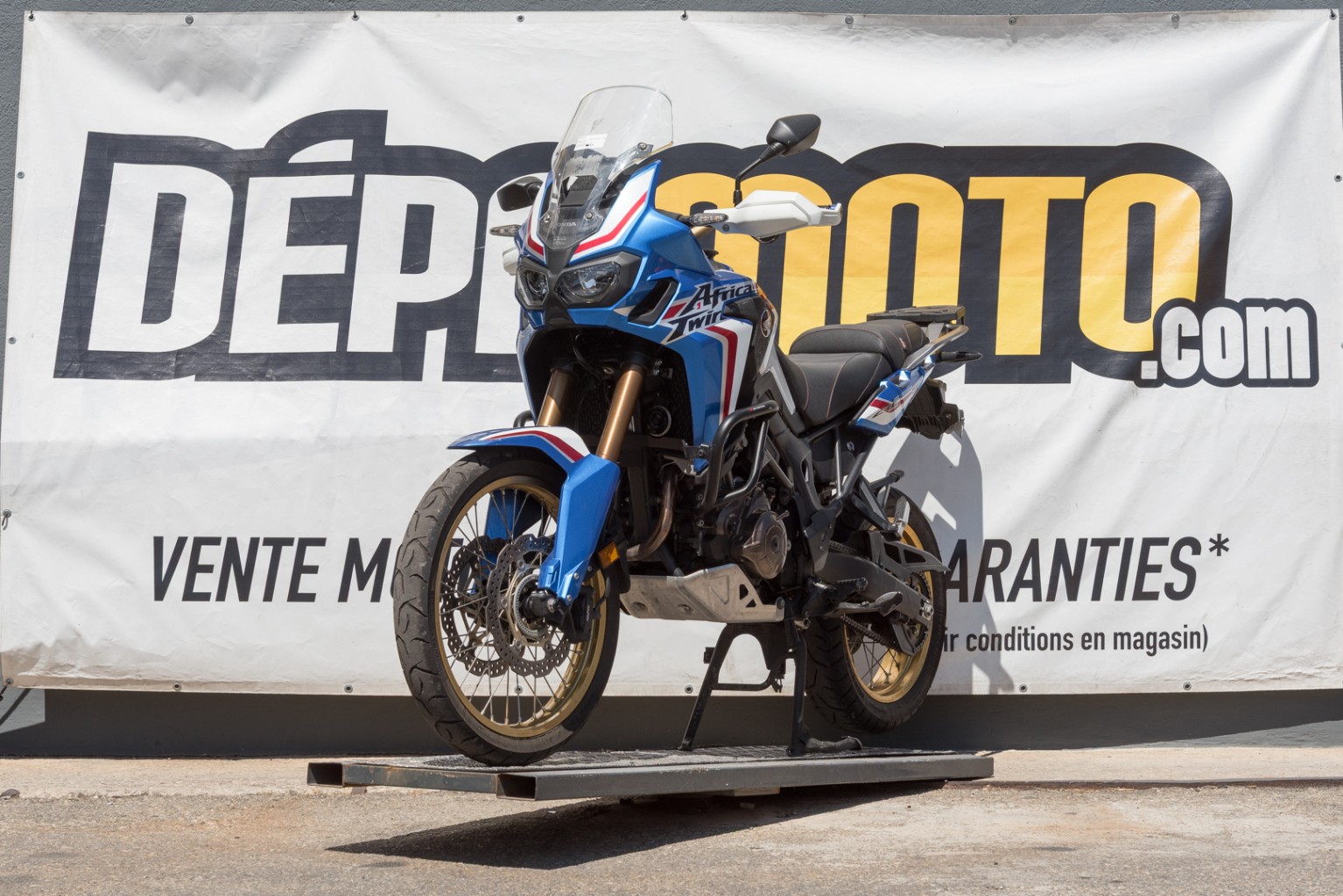 moto accidentée HONDA  AFRICATWIN 1100