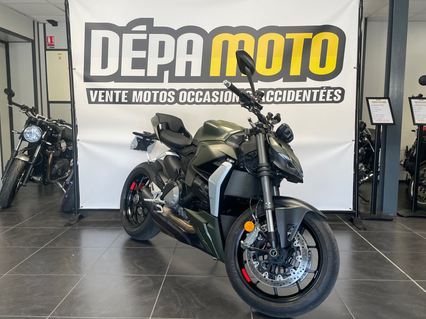 moto d’occasion DUCATI  STREETFIGHTER V2 STORM