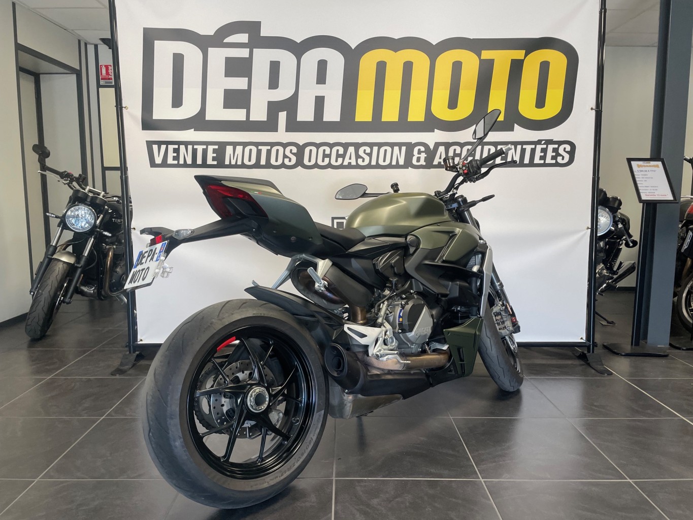 moto d’occasion DUCATI STREETFIGHTER V2 STORM