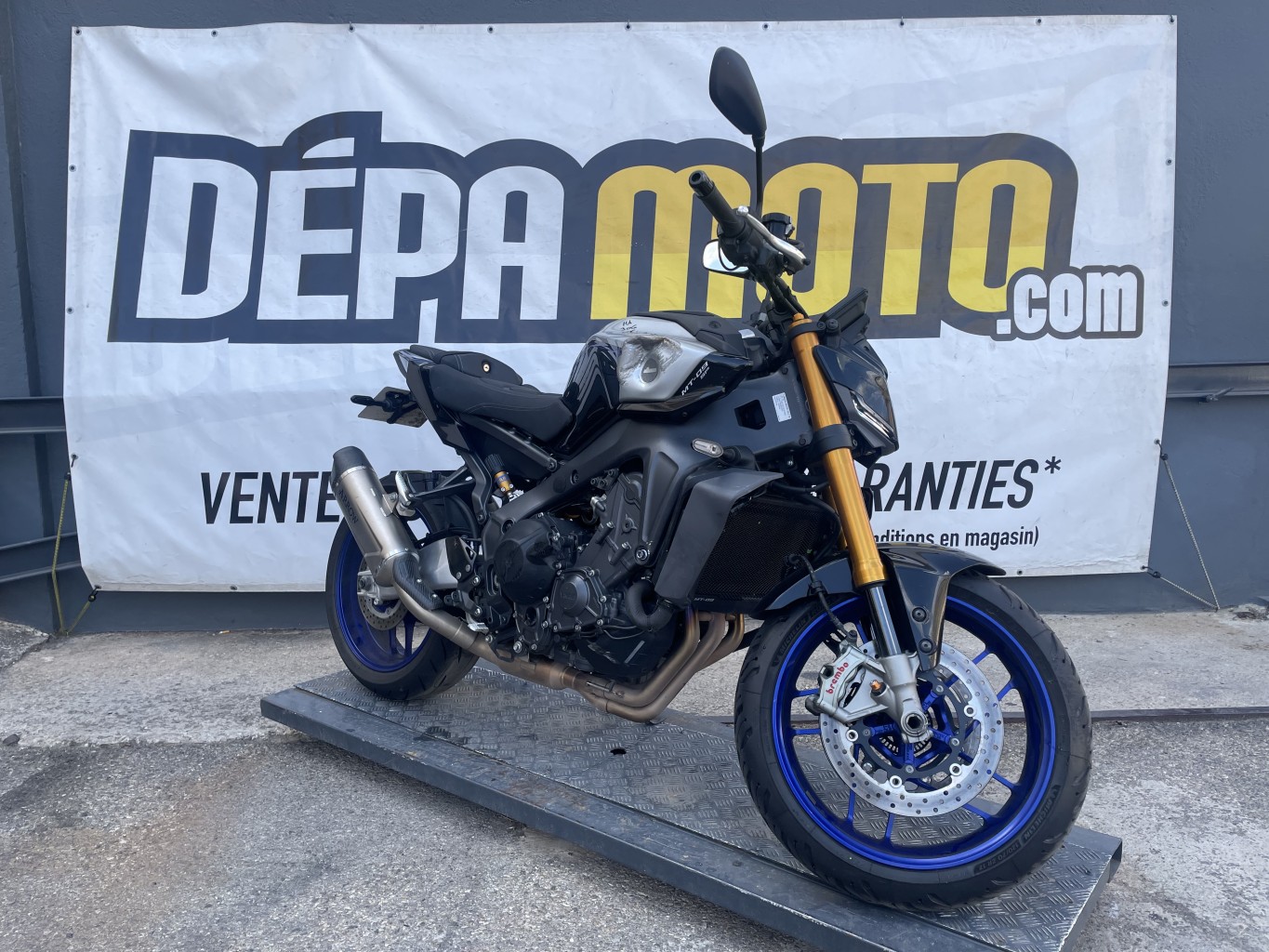 moto accidentée YAMAHA  MT 09 SP