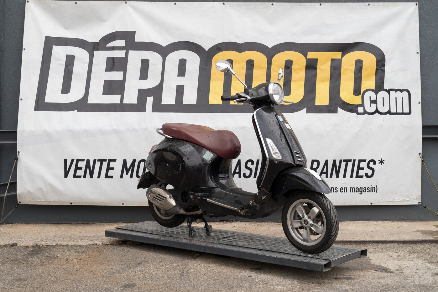 moto accidentée PIAGGIO  PRIMAVERA 125