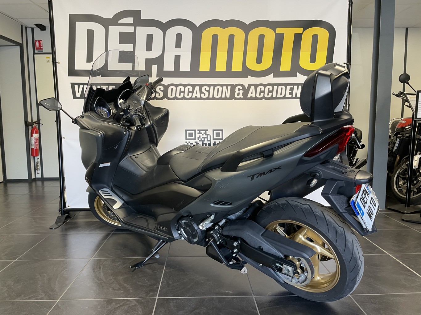 moto d’occasion YAMAHA TMAX 560