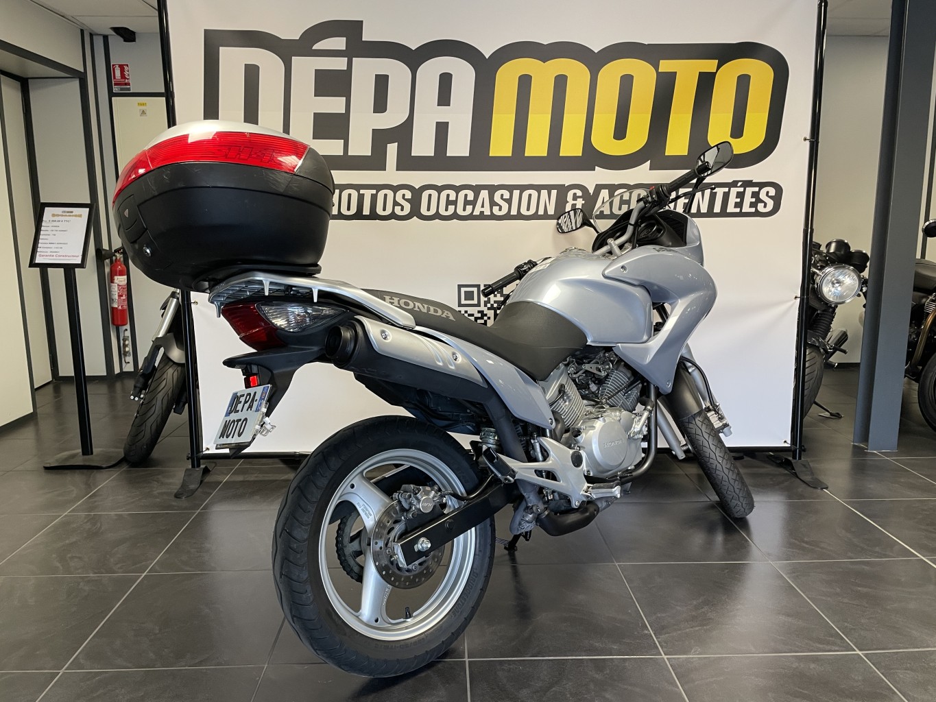 moto d’occasion HONDA VARADERO 125