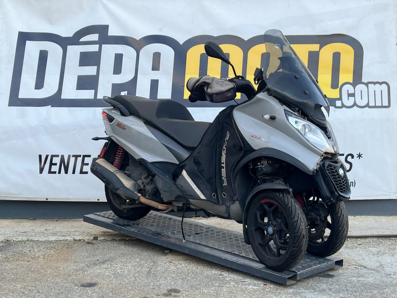 moto accidentée PIAGGIO  MP3 500 HPE SPORT