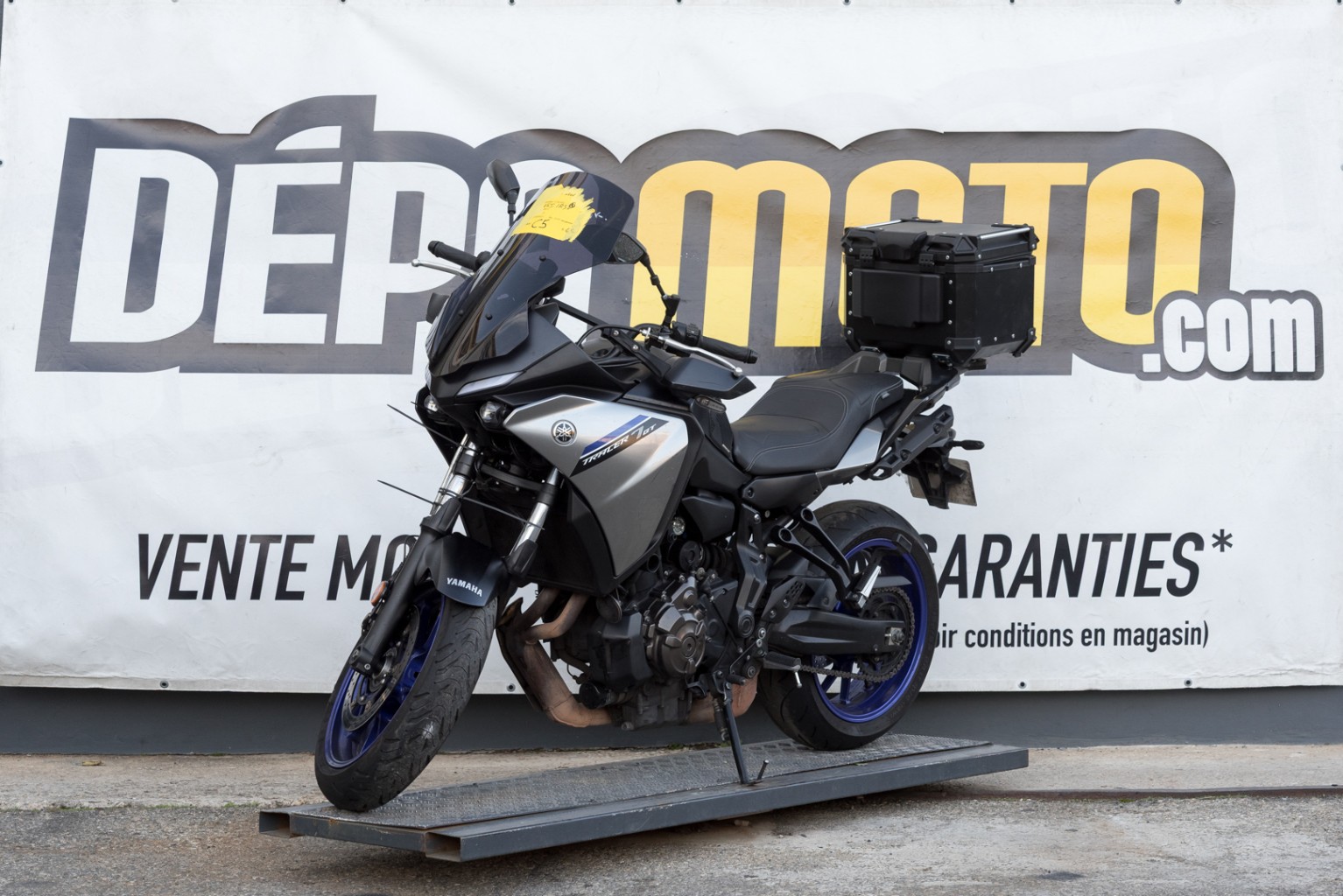 moto accidentée YAMAHA TRACER 700 GT