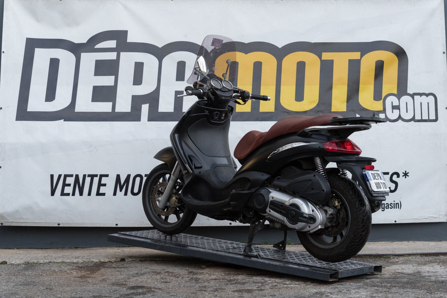 moto accidentée PIAGGIO BEVERLY 500