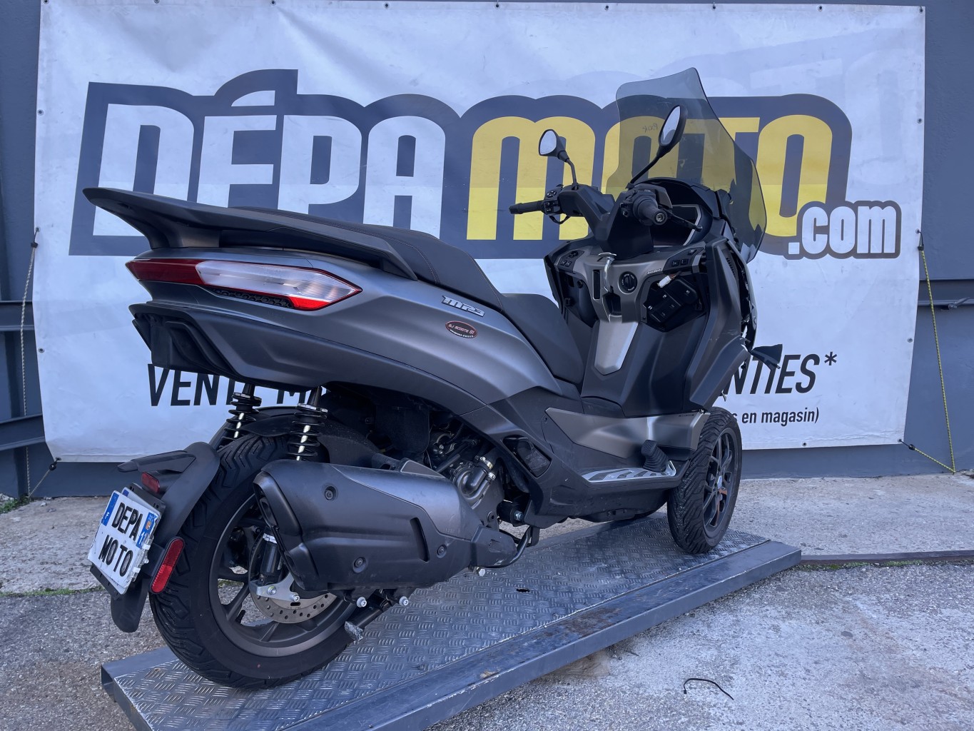 moto accidentée PIAGGIO MP3 530 HPE