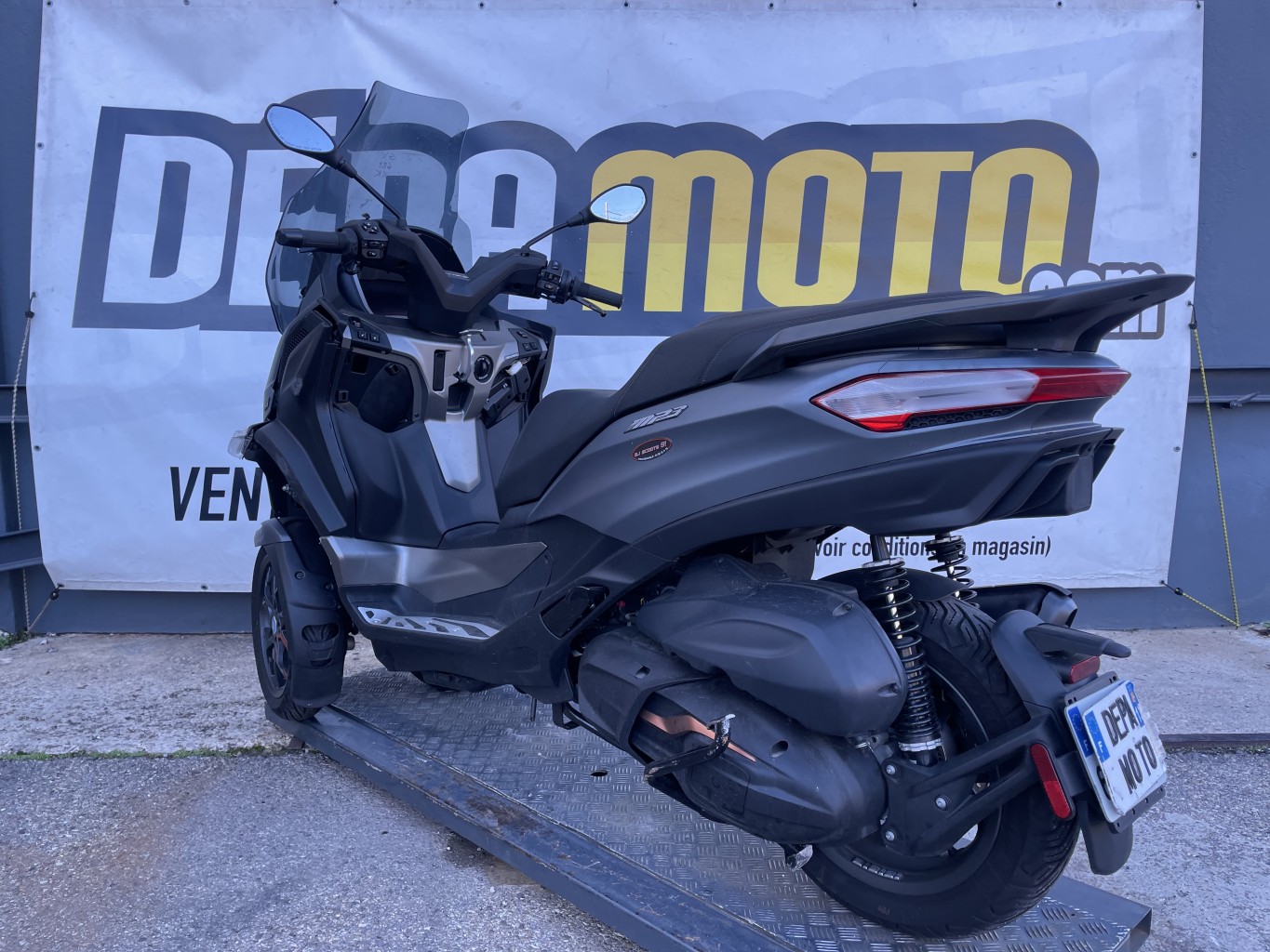 moto accidentée PIAGGIO MP3 530 HPE