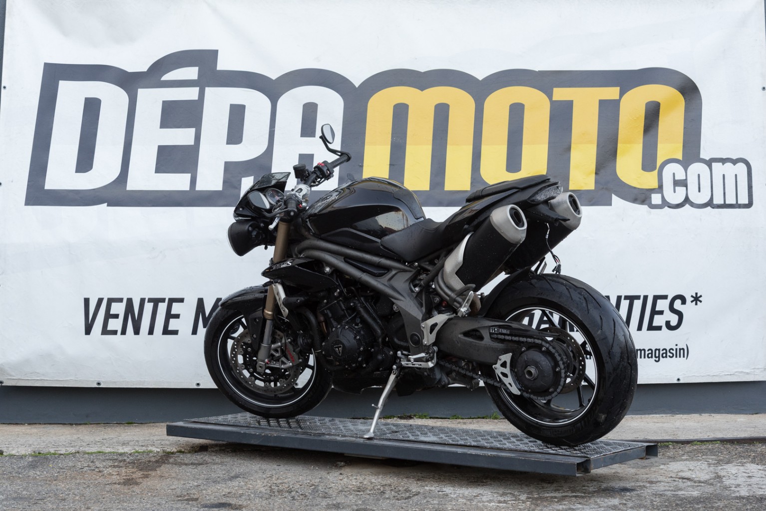 moto accidentée TRIUMPH SPEED TRIPLE