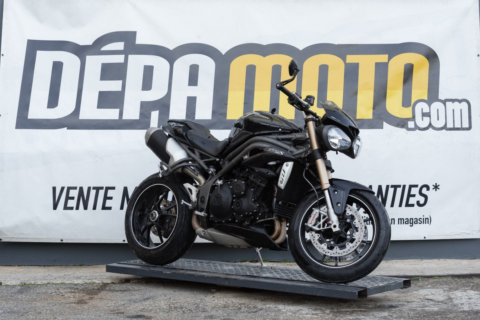 moto accidentée TRIUMPH  SPEED TRIPLE