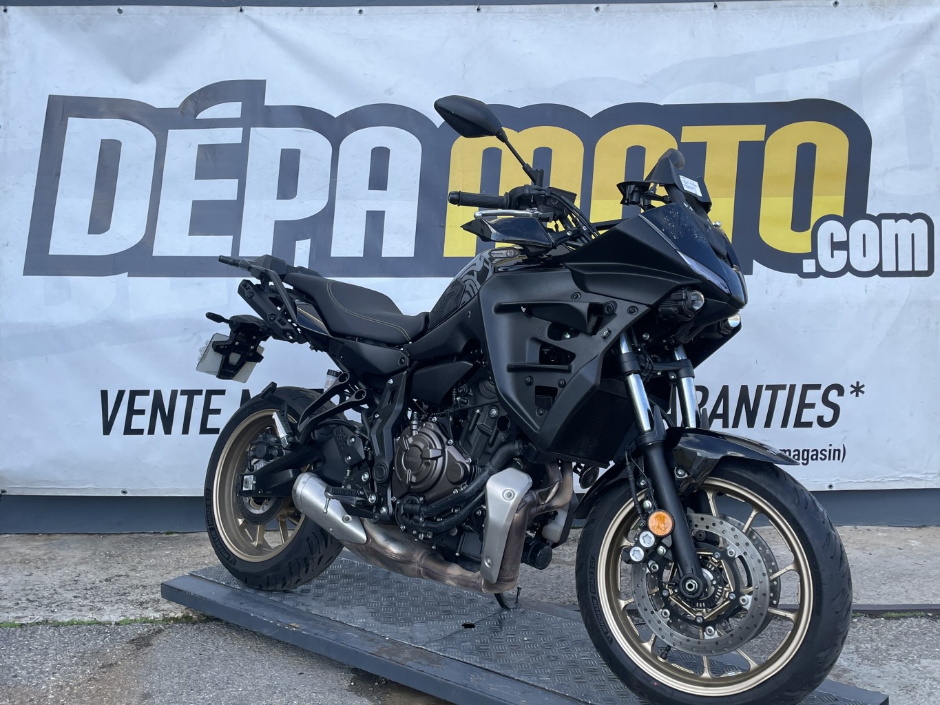 moto accidentée YAMAHA  MT 07 TRACER GT