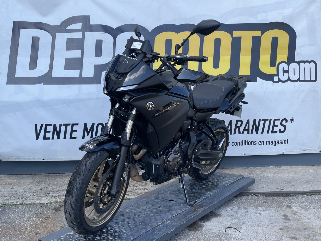 moto accidentée YAMAHA MT 07 TRACER GT