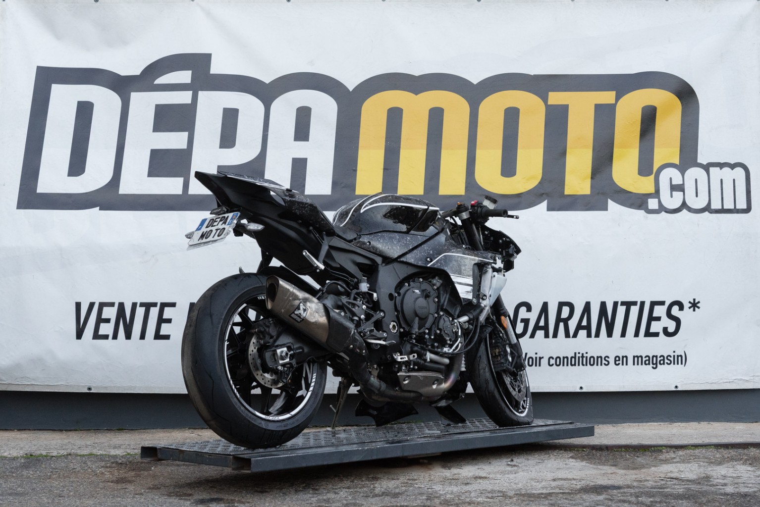 moto accidentée YAMAHA YZF R1