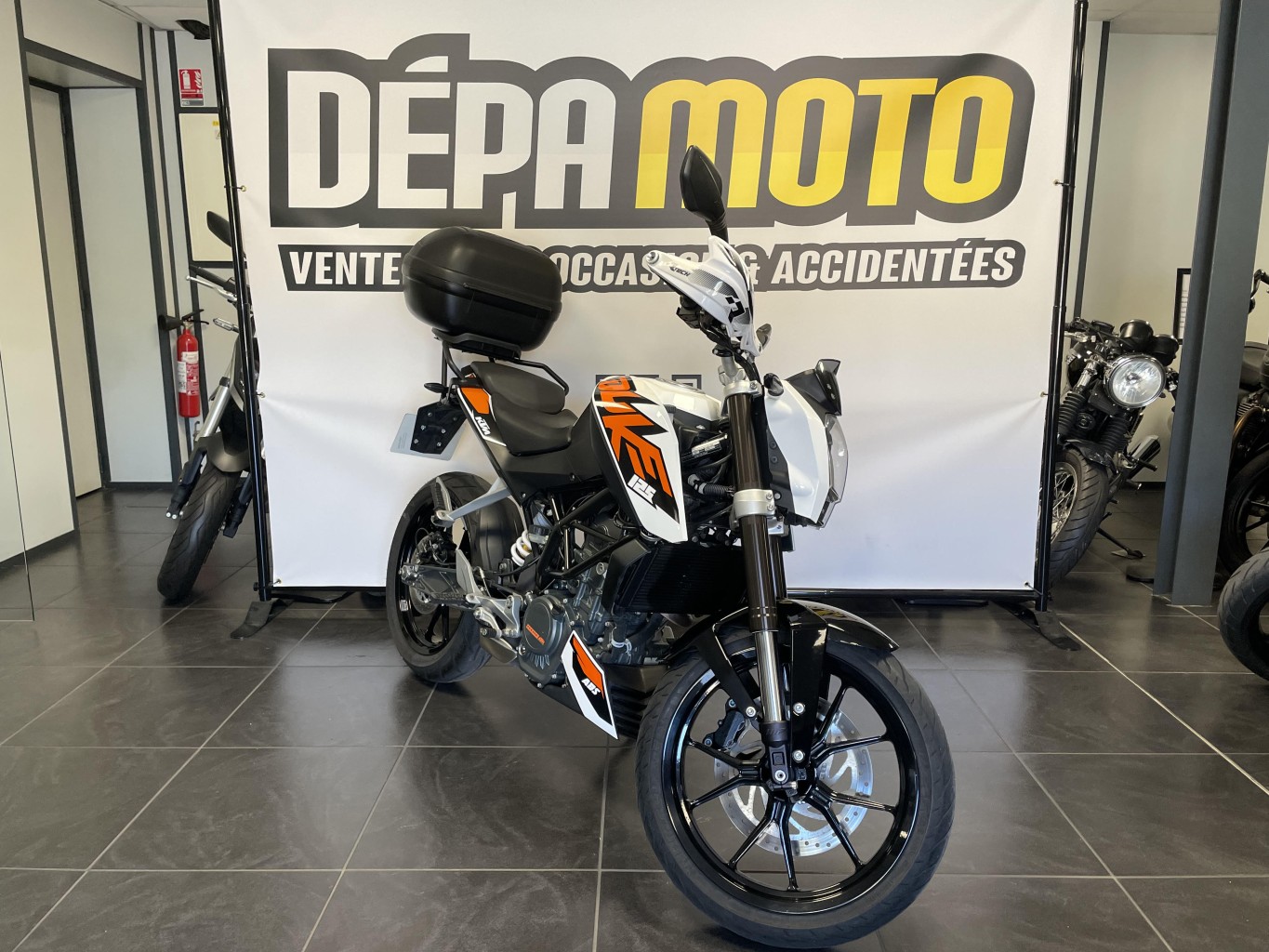 moto d’occasion KTM125 DUKE