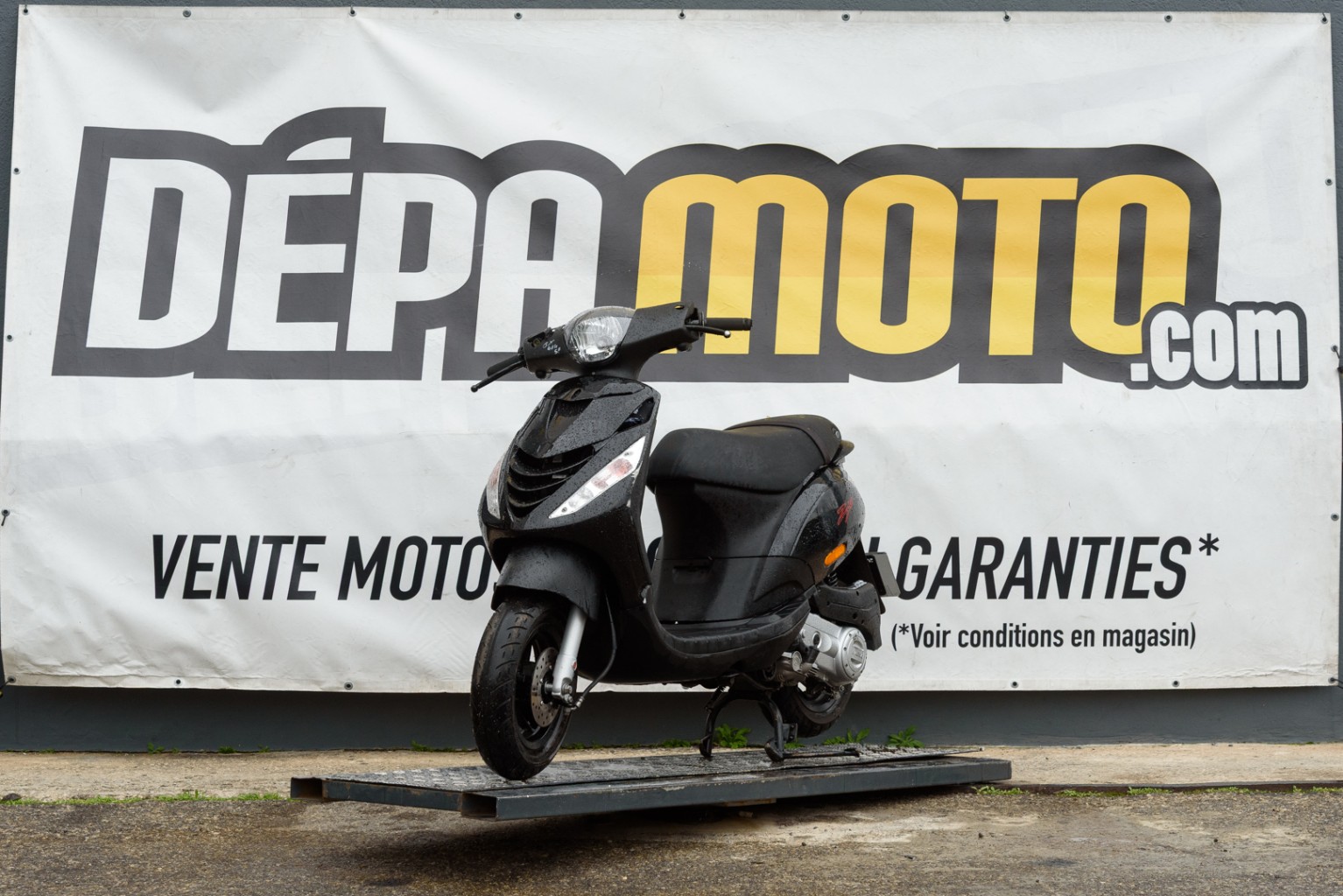 moto accidentée PIAGGIO ZIP 50
