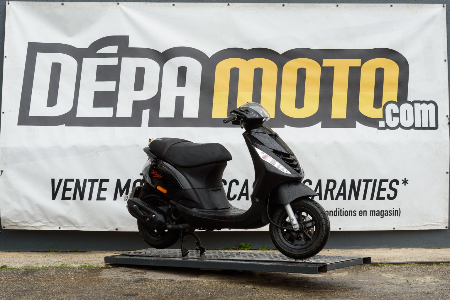 moto accidentée PIAGGIO  ZIP 50