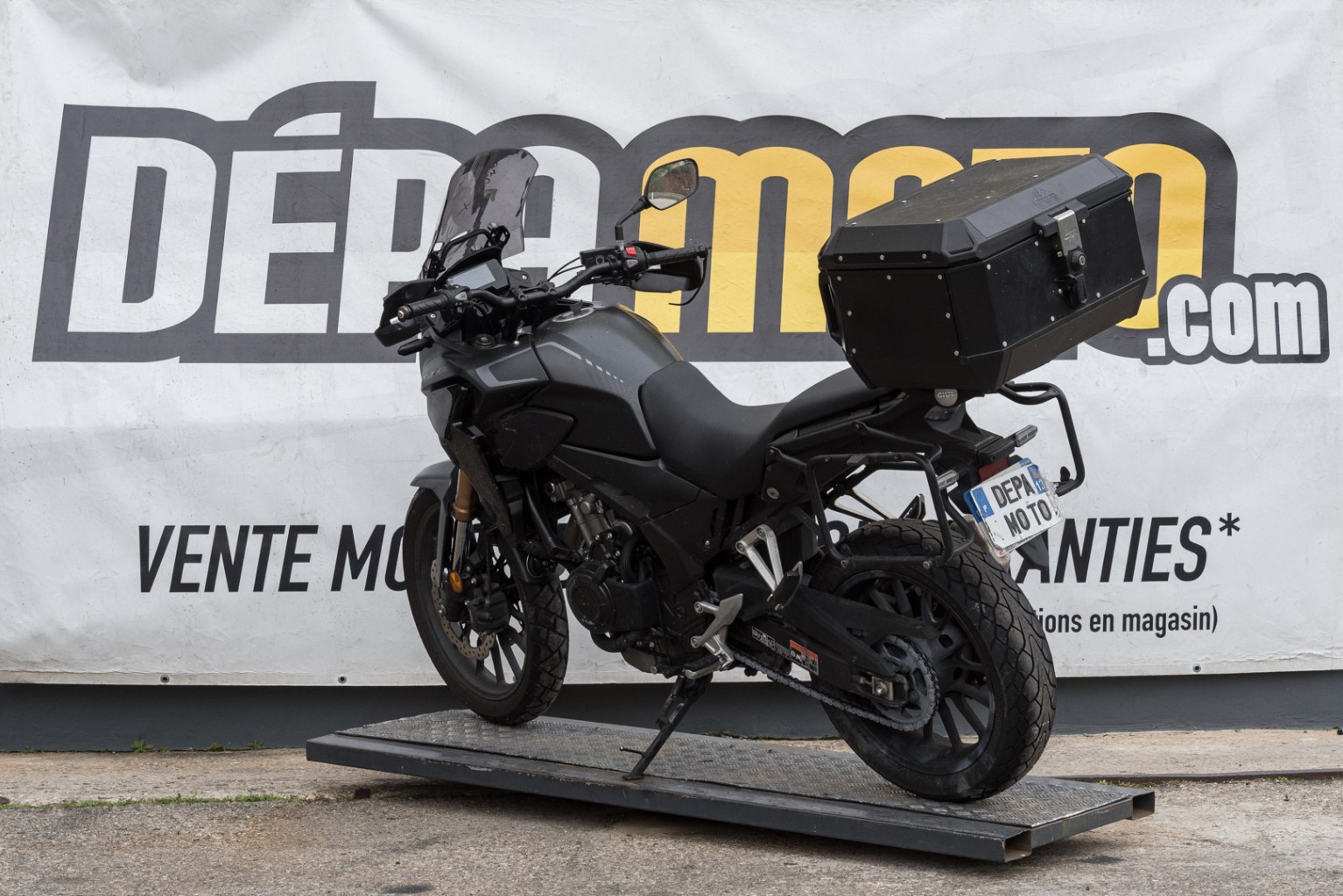 moto accidentée HONDA CB 500 X