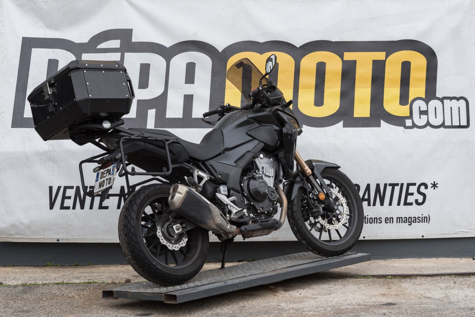 moto accidentée HONDA CB 500 X