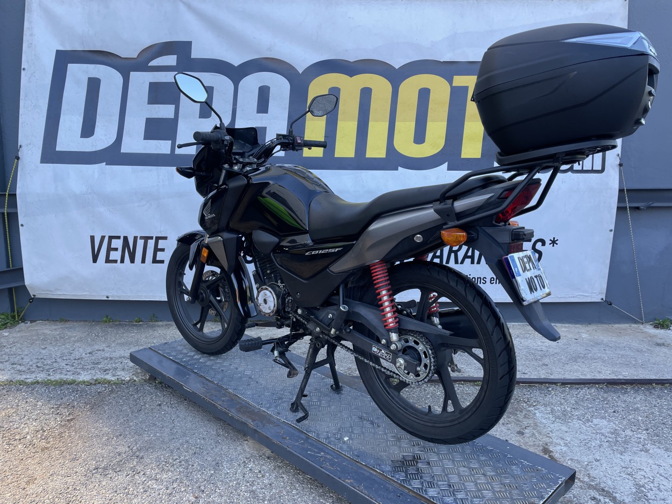 moto accidentée HONDACBF 125