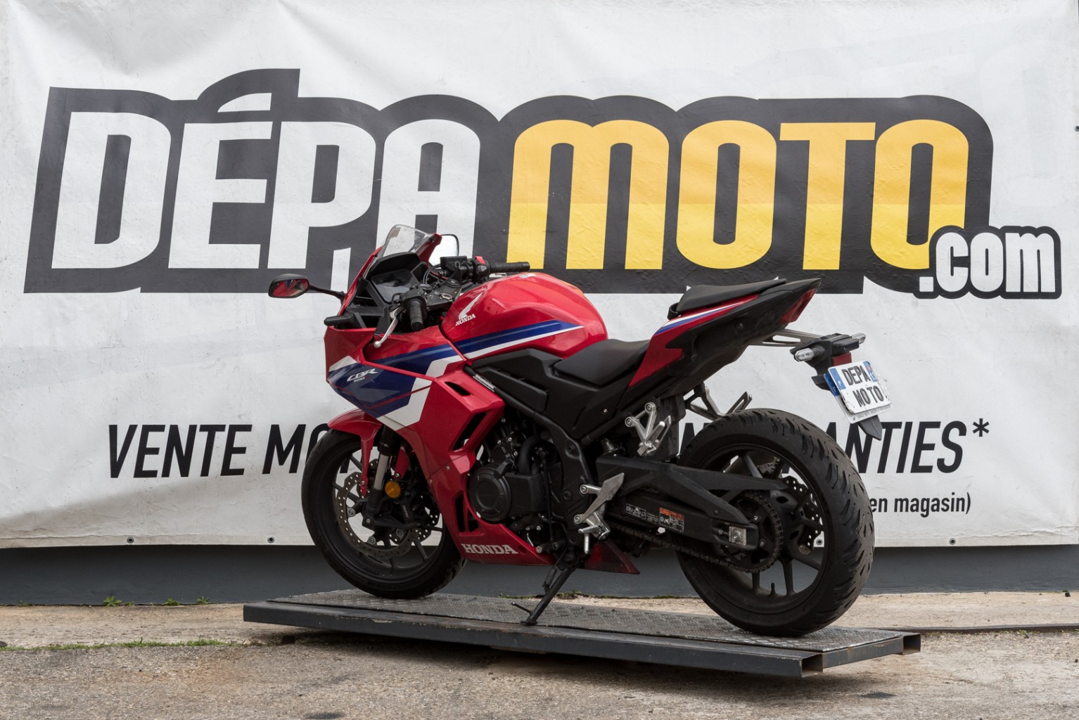 moto accidentée HONDA CBR500