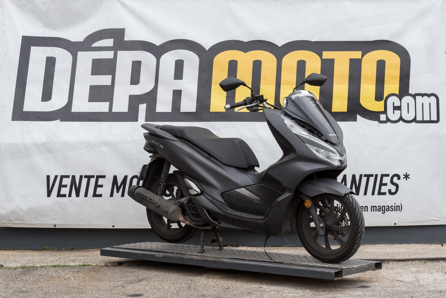 moto accidentée HONDA  PCX 125