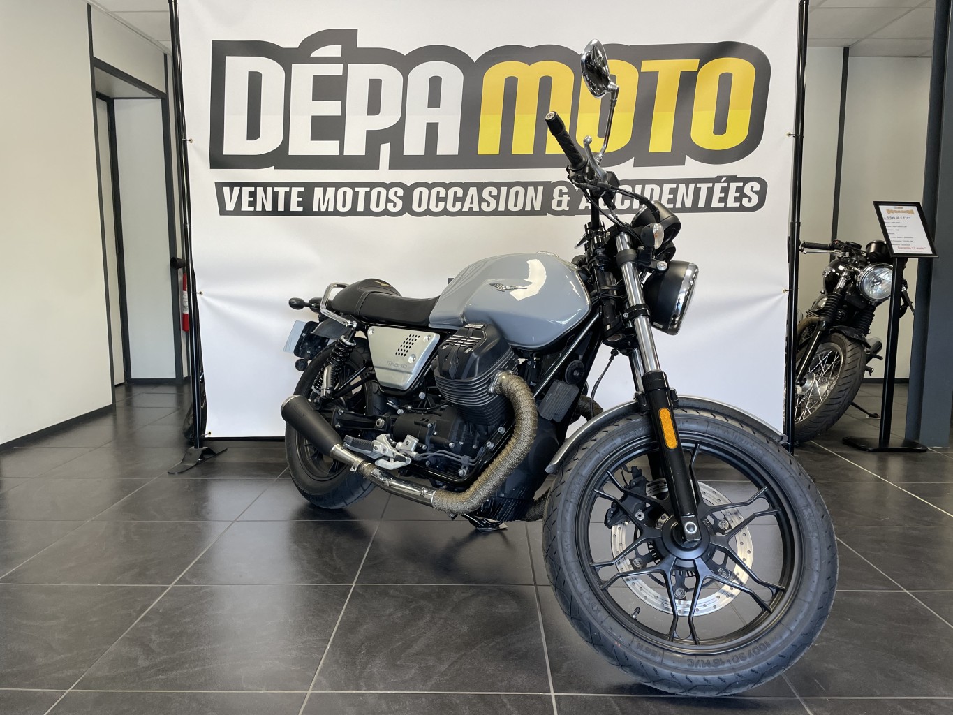 moto d’occasion MOTO GUZZI  V7 MILANO