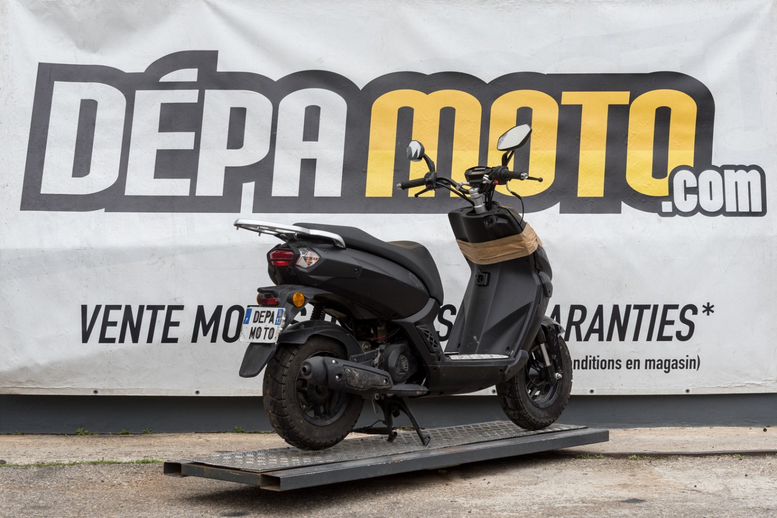 moto accidentée PEUGEOT STREET ZONE