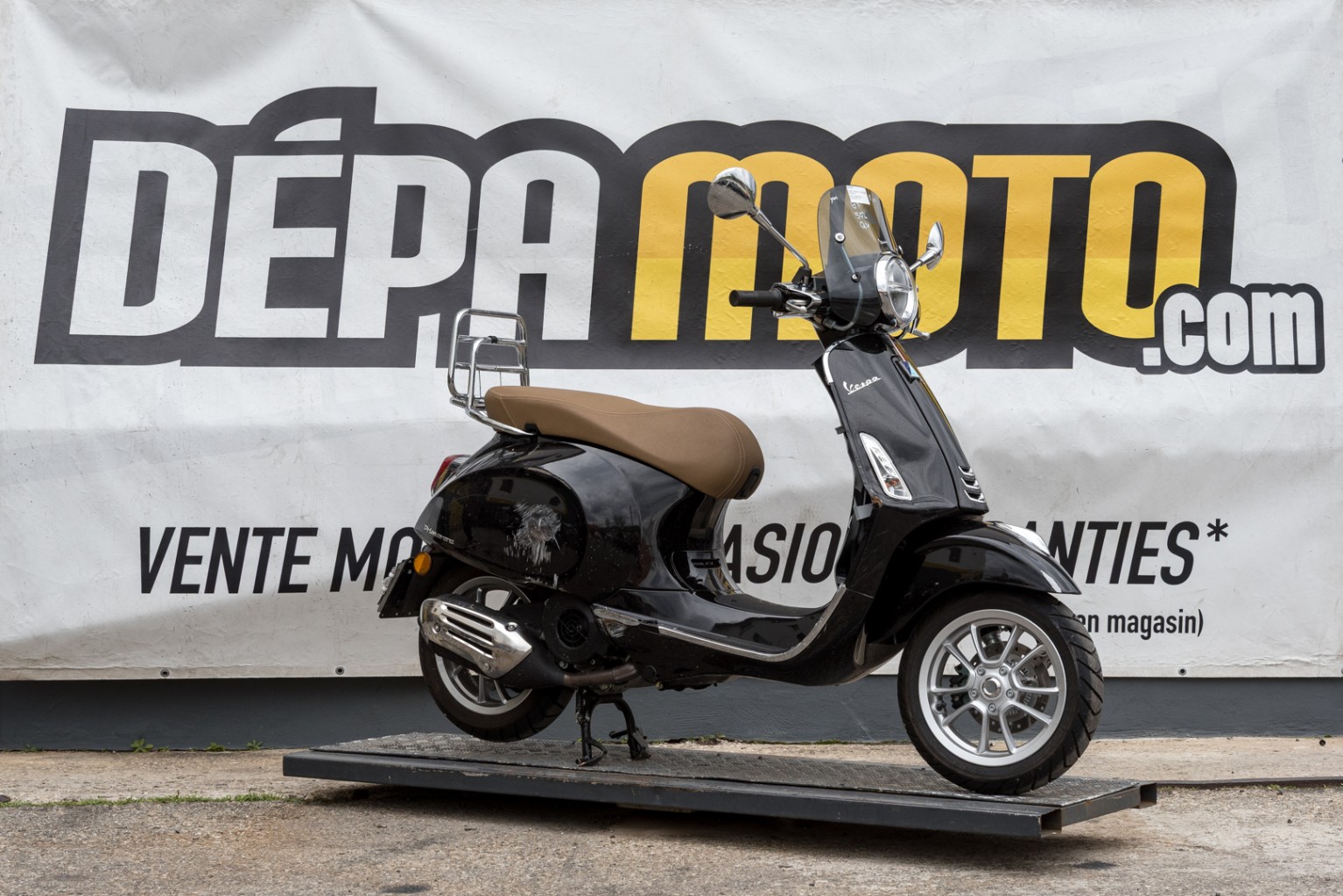 moto accidentée PIAGGIO  PRIMAVERA 125