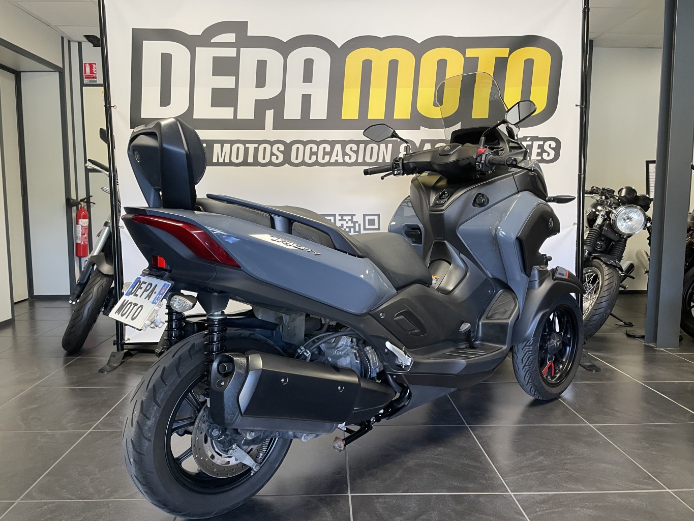 moto d’occasion YAMAHA TRICITY 300