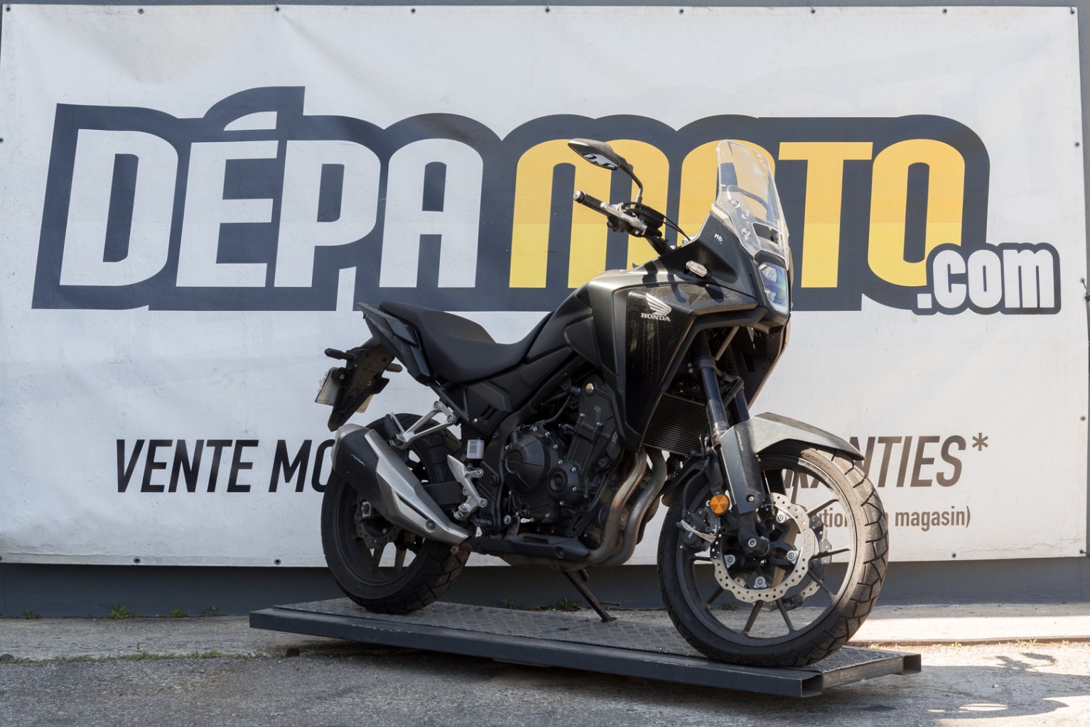 moto accidentée HONDA CB 500 X