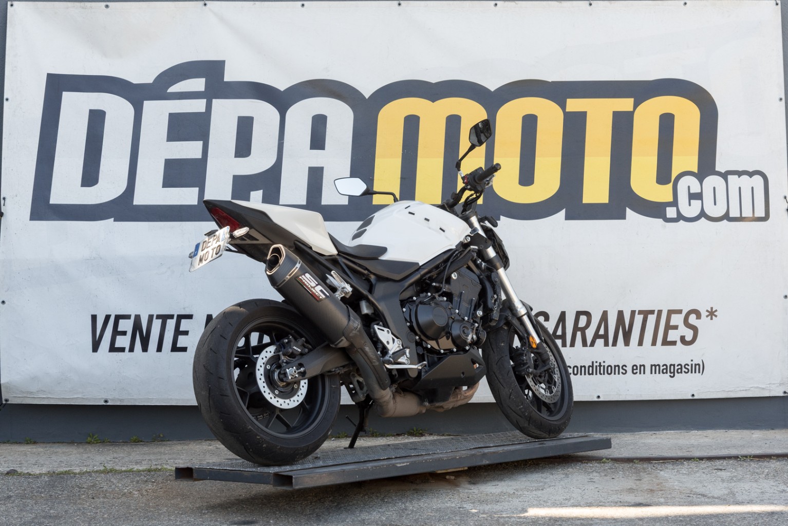 moto accidentée HONDACB1000