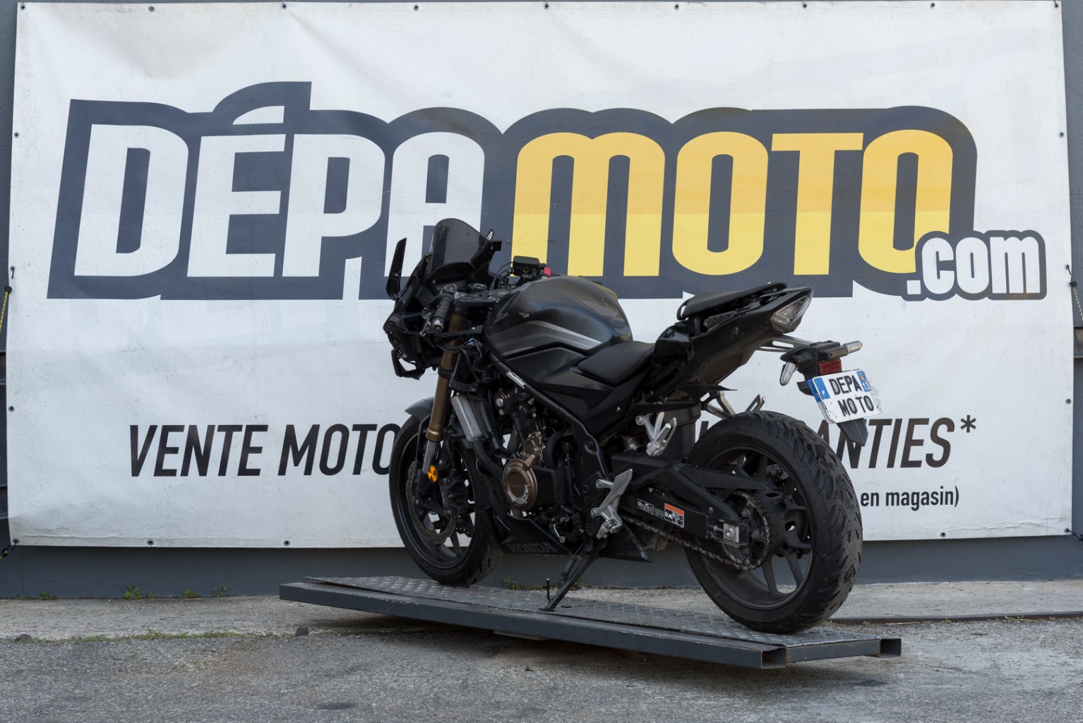 moto accidentée HONDACBR 500