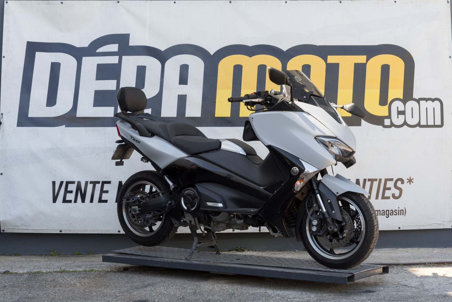 moto accidentée YAMAHA  TMAX 530