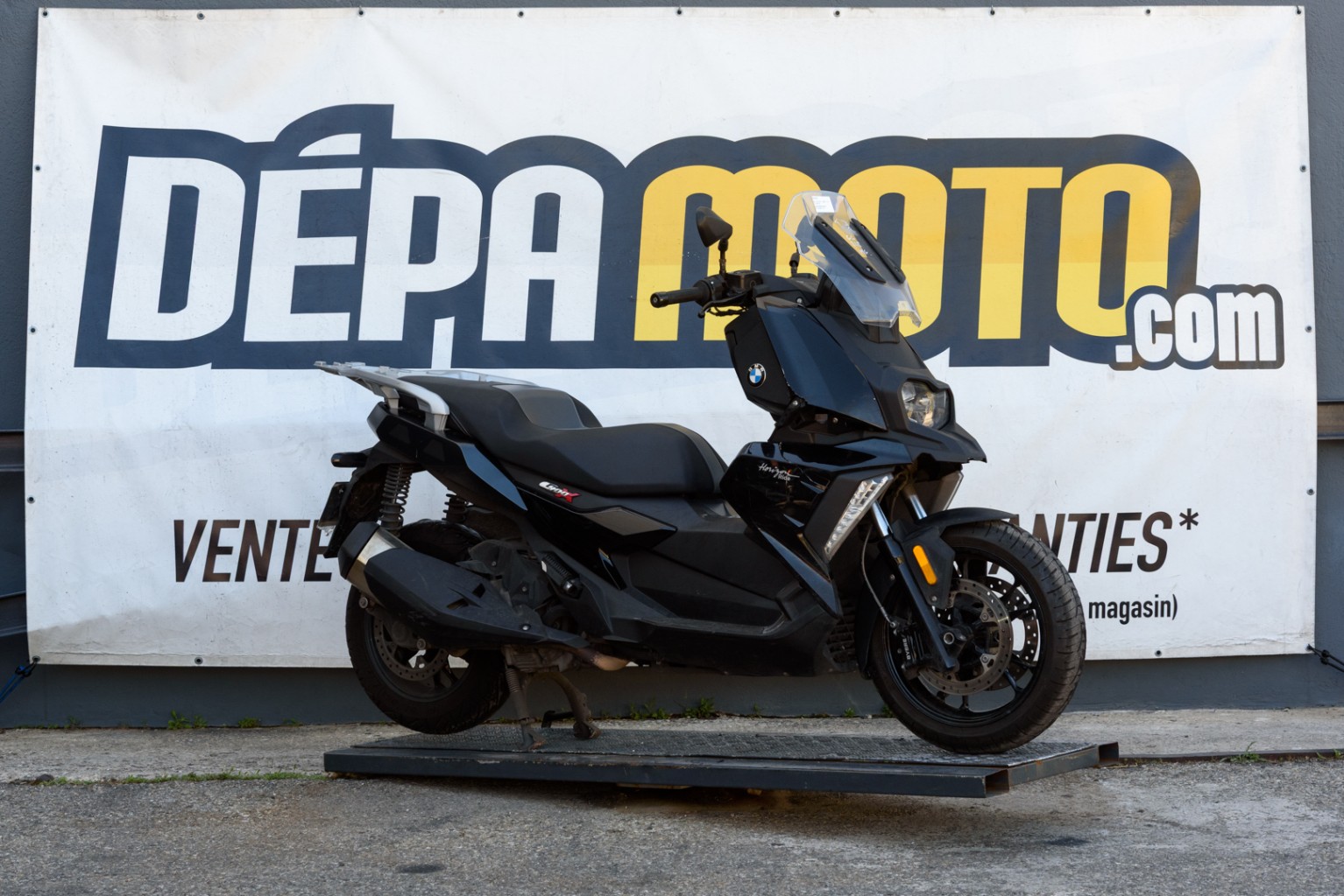 moto accidentée BMW  C400X