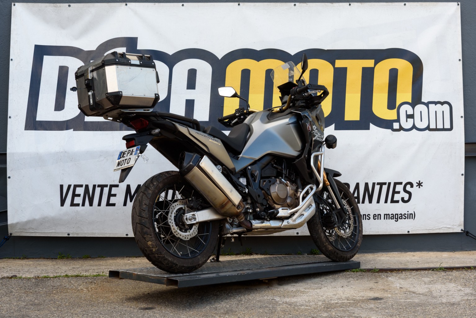 moto accidentée HONDAAFRICATWIN 1100
