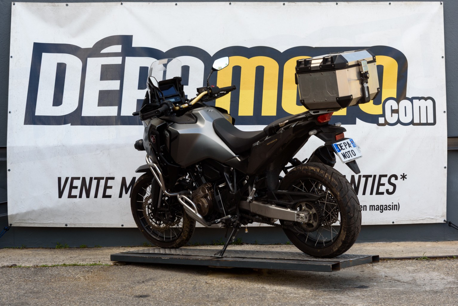 moto accidentée HONDAAFRICATWIN 1100
