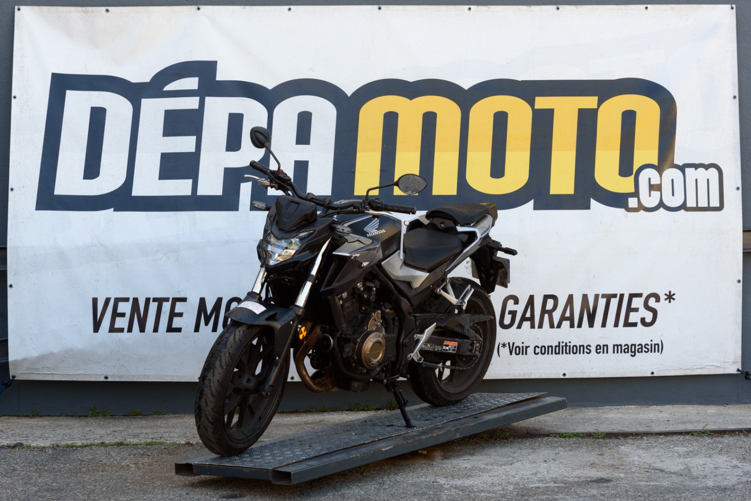 moto accidentée HONDA CB 500 FA