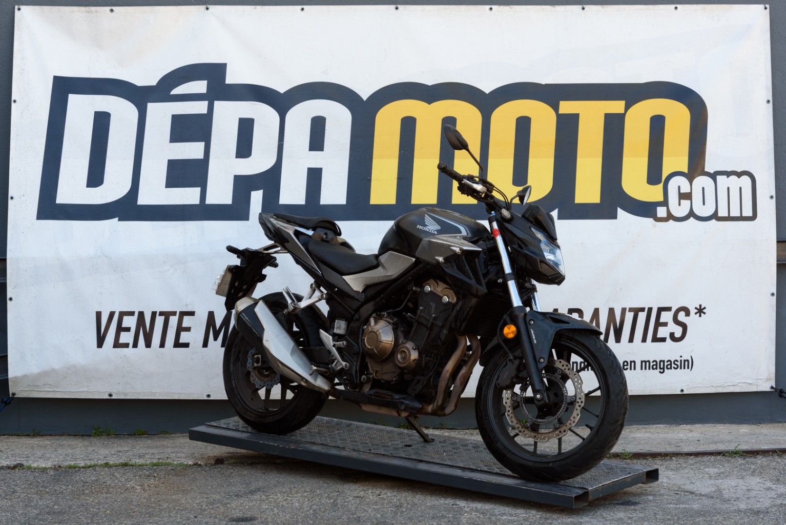 moto accidentée HONDA  CB 500 FA