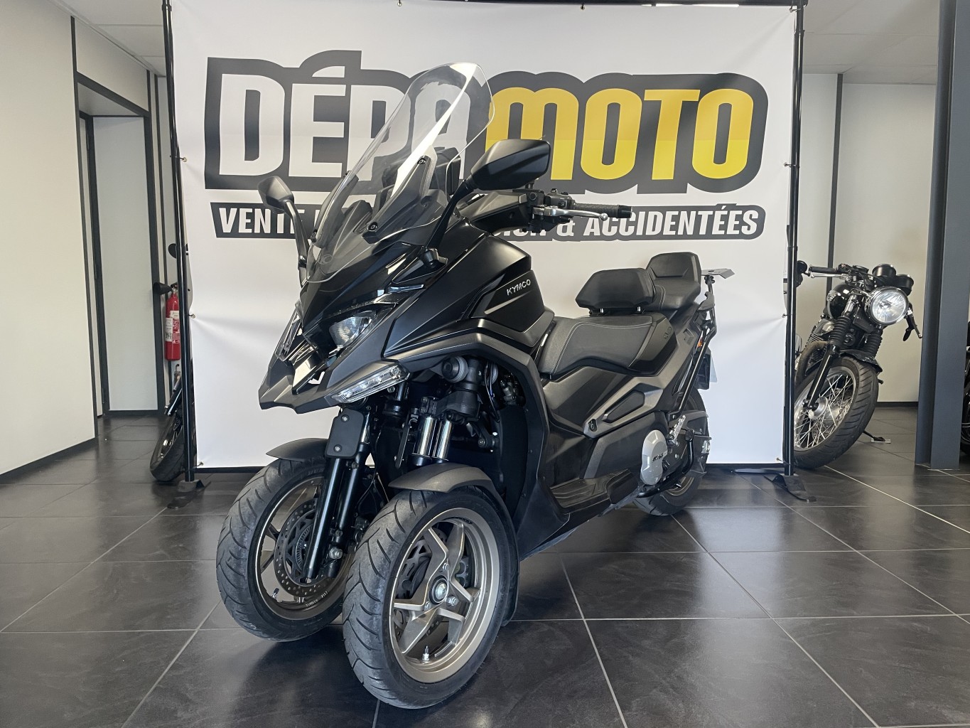 moto d’occasion KYMCO CV3