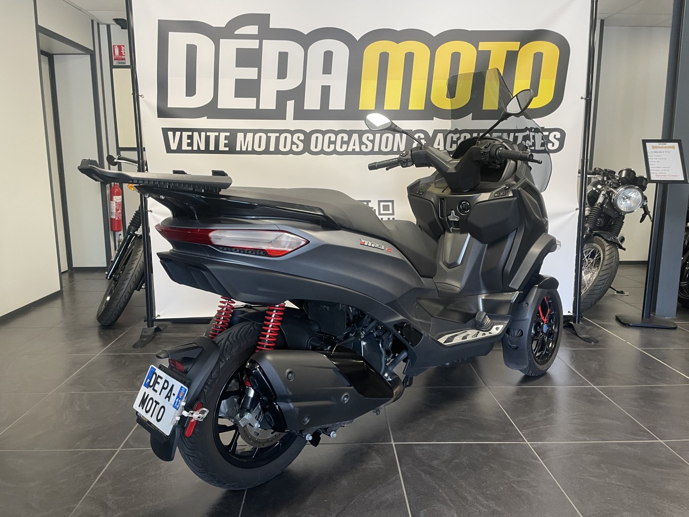 moto d’occasion PIAGGIOMP3 400
