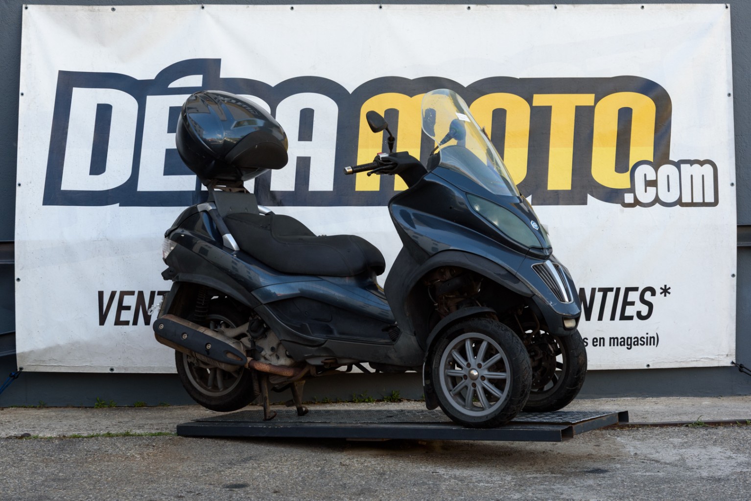 moto accidentée PIAGGIO  MP3 500