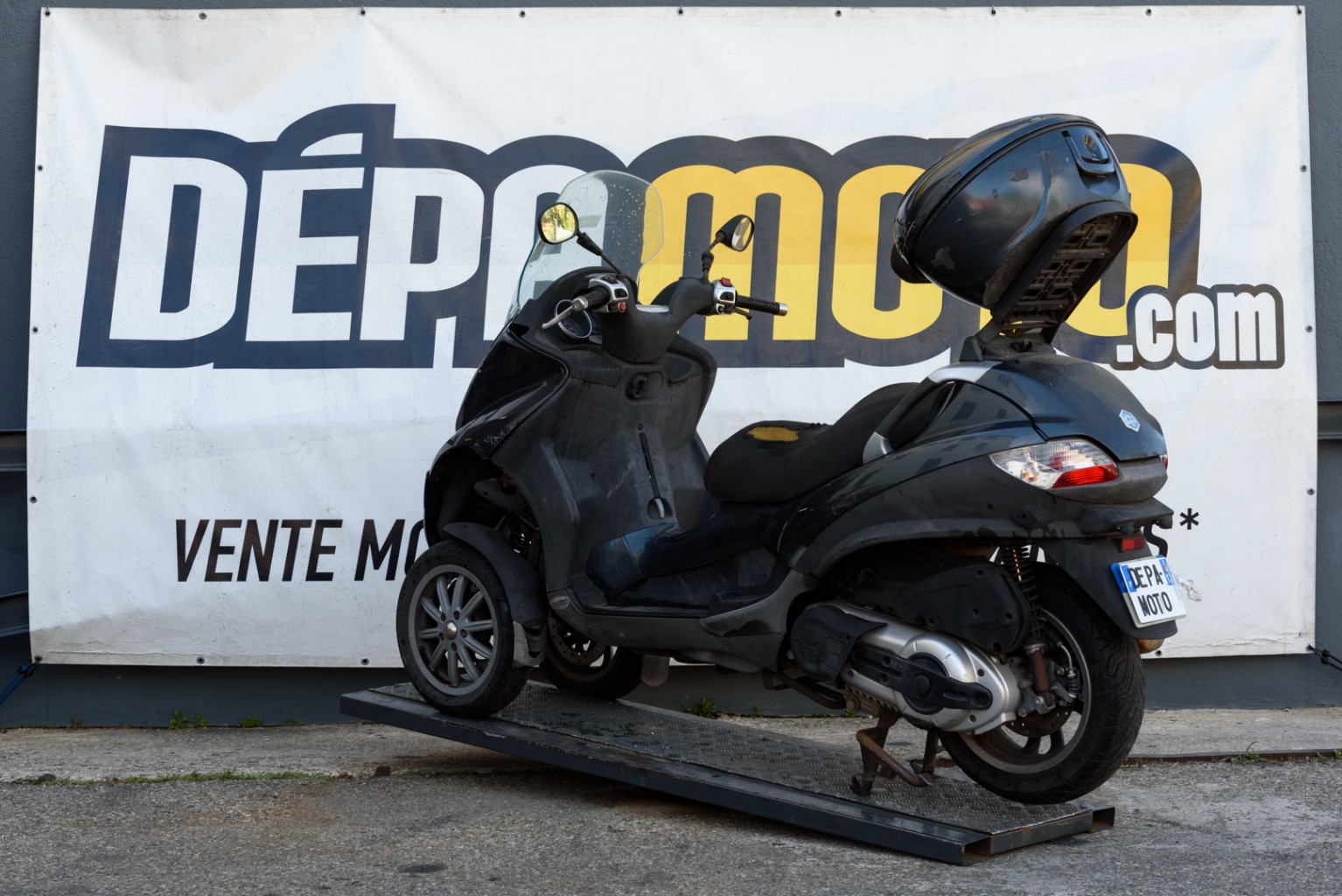 moto accidentée PIAGGIO MP3 500
