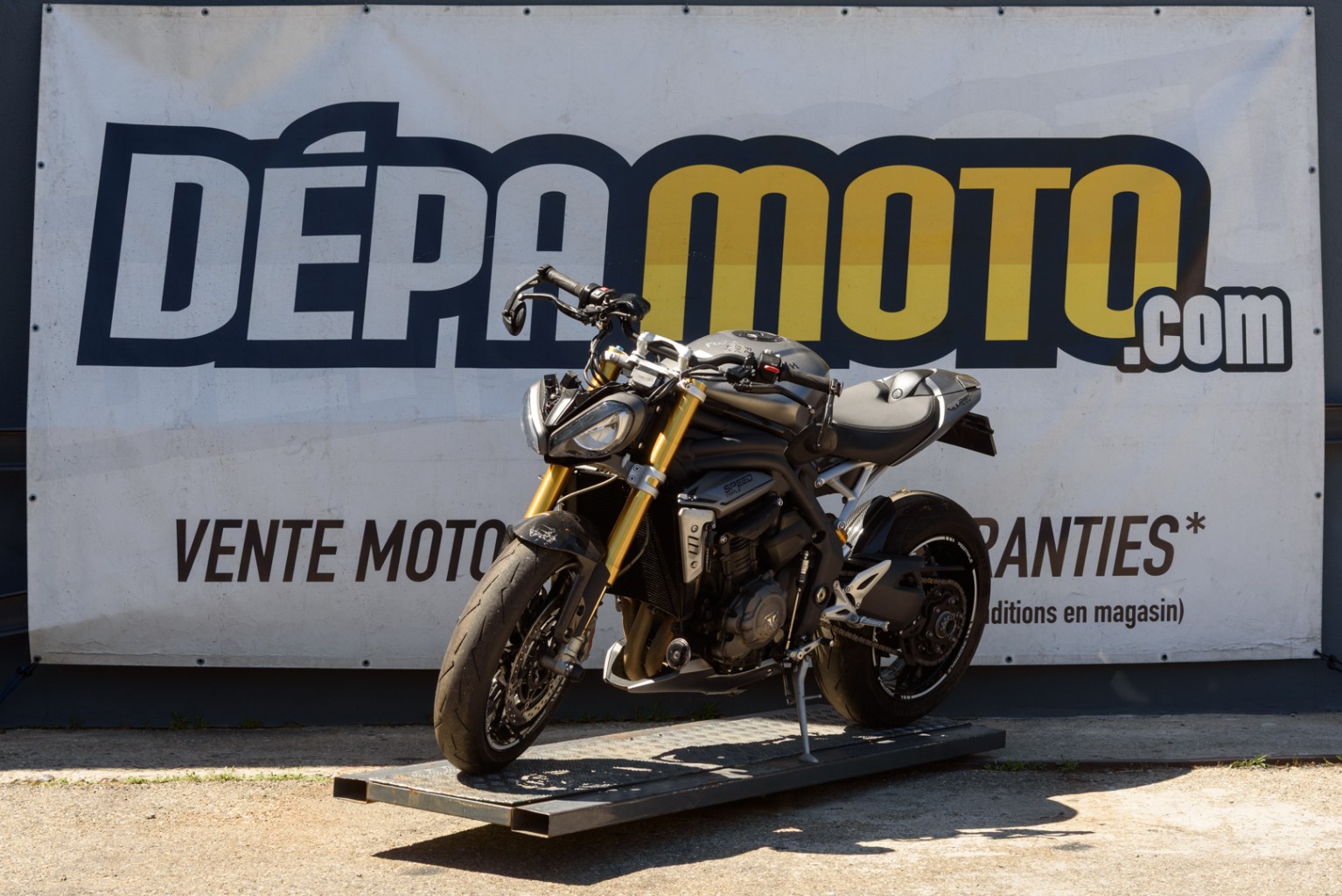 moto accidentée TRIUMPHSPEED TRIPLE RS 1200