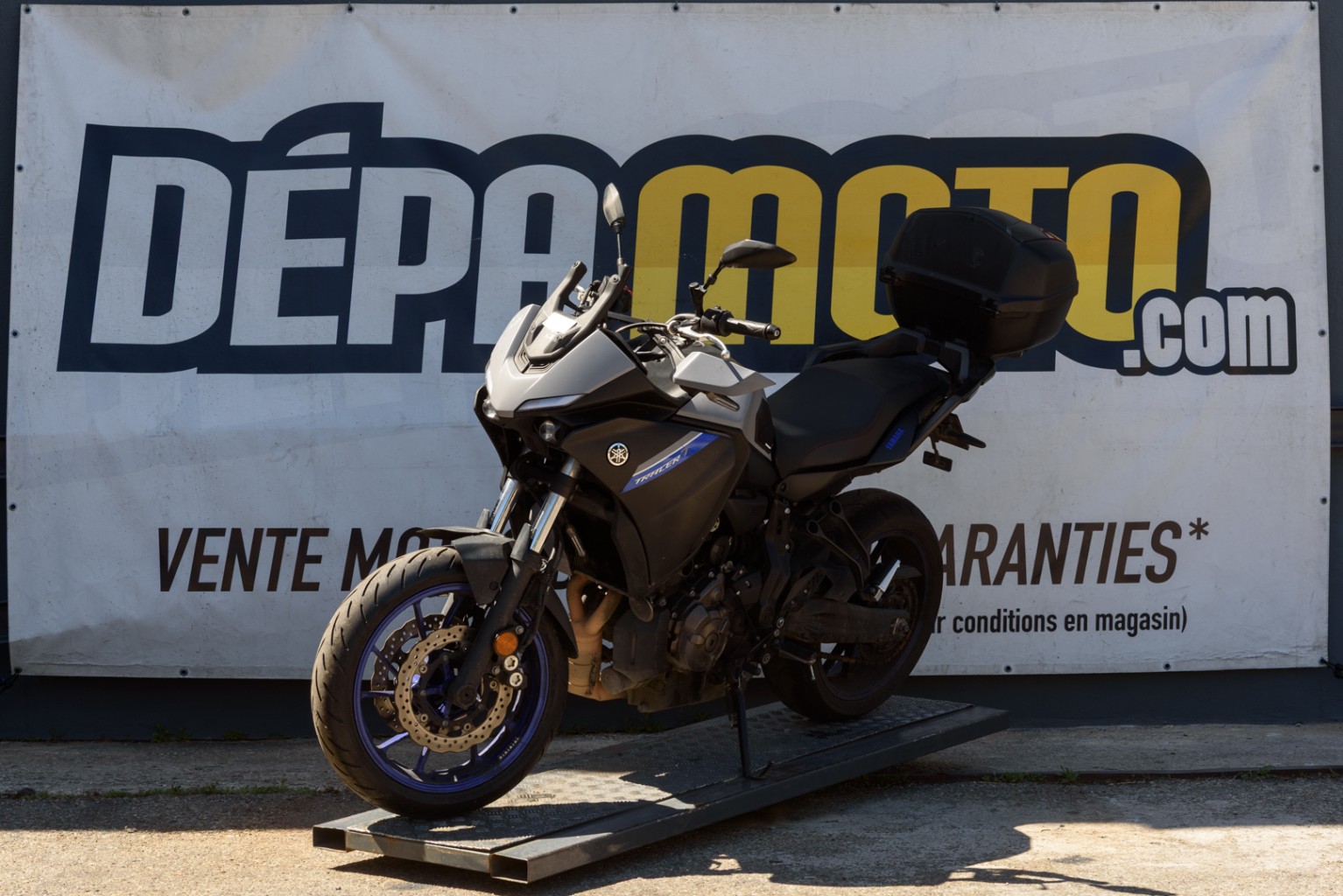 moto accidentée YAMAHAMT 07 TRACER