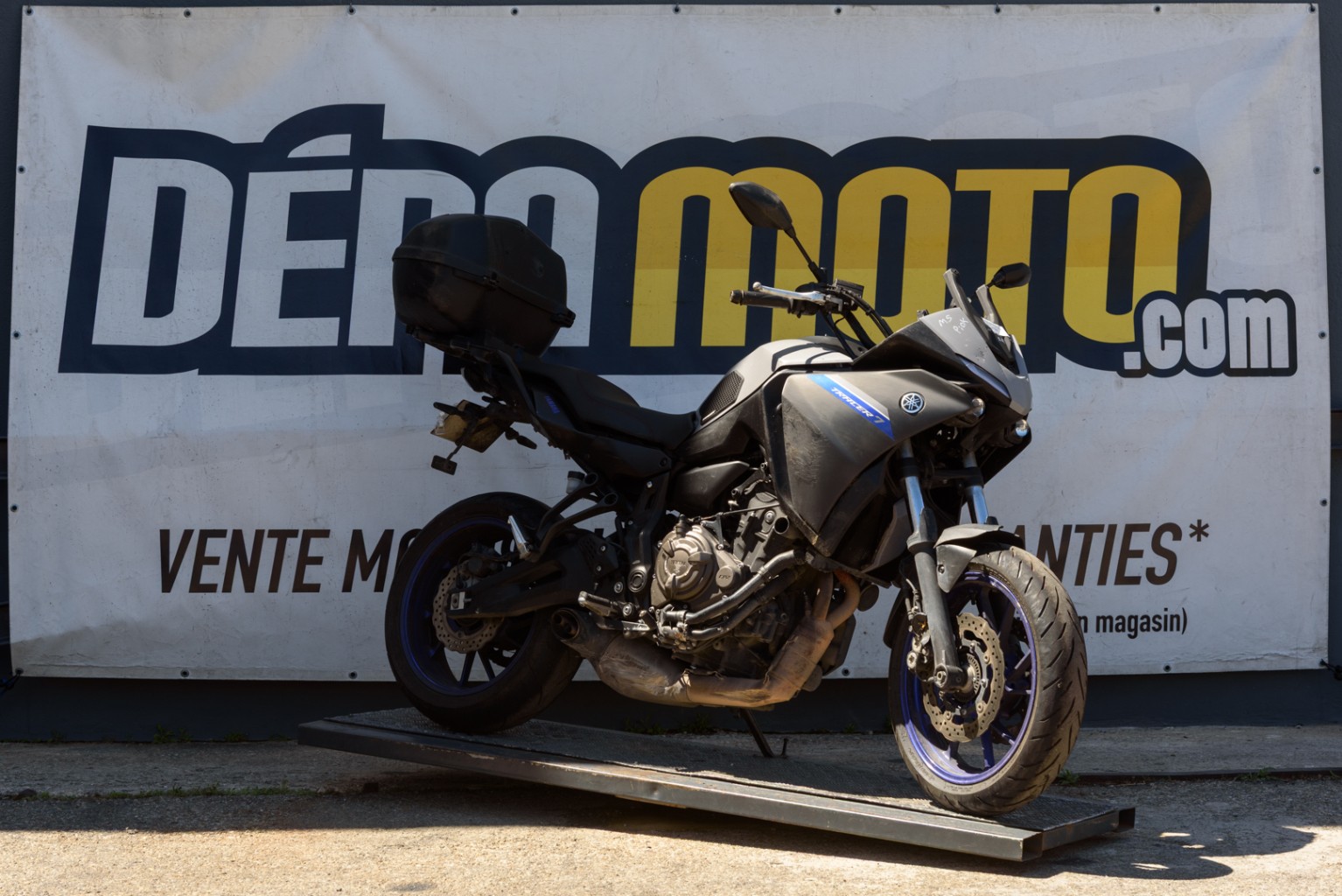 moto accidentée YAMAHA MT 07 TRACER
